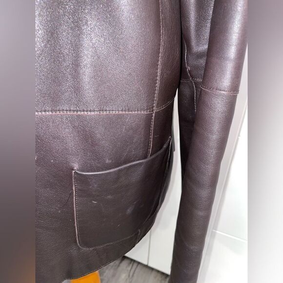 Brown genuine leather jacket. Valerie Separates. - Picture 4 of 9